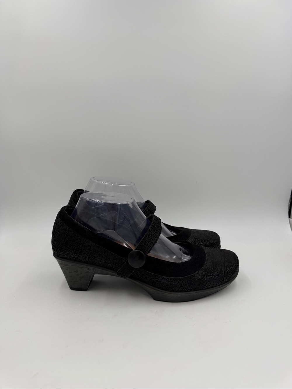 Naot Latest Mary Jane Heels Black Nubuck Leather Y2K Pinup Womens 40 US 9-9.5